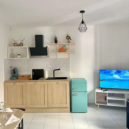 Apartment Cozy And Bright Azur In *